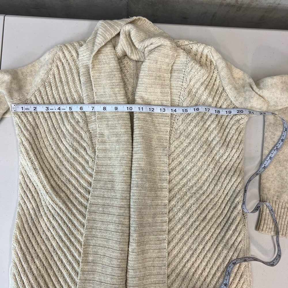 Vince Beige Cable Shawl Yak/Wool Cardigan Size S - Picture 7 of 10